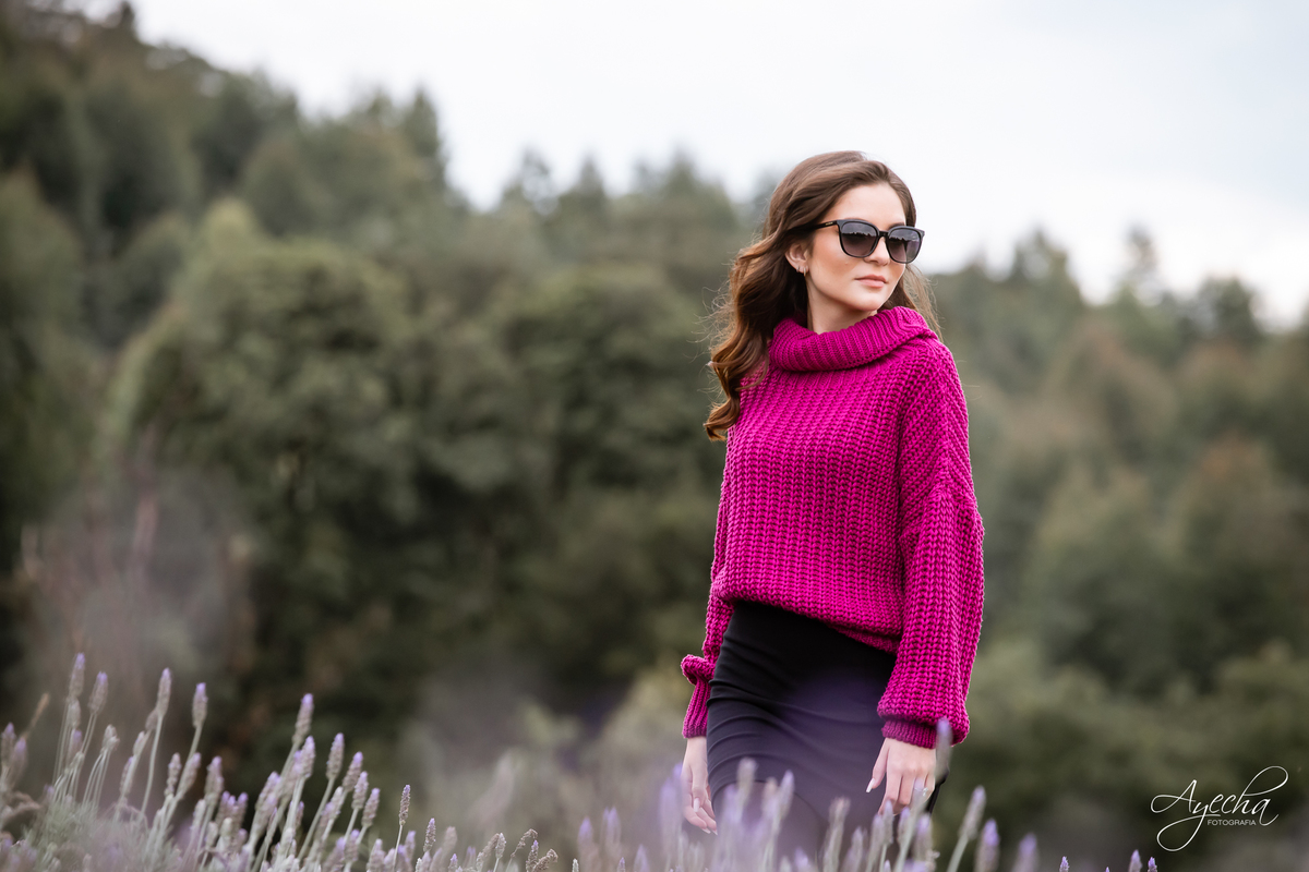 Chácara Sentinela; Ensaios em Curitiba, Ensaio com cavalo curitiba; lugar para fazer ensaio curitiba; fotografos curitiba; fotos lavandas; ensaio de debutante curitiba; 15 anos curitiba; book 15 anos curitiba; 