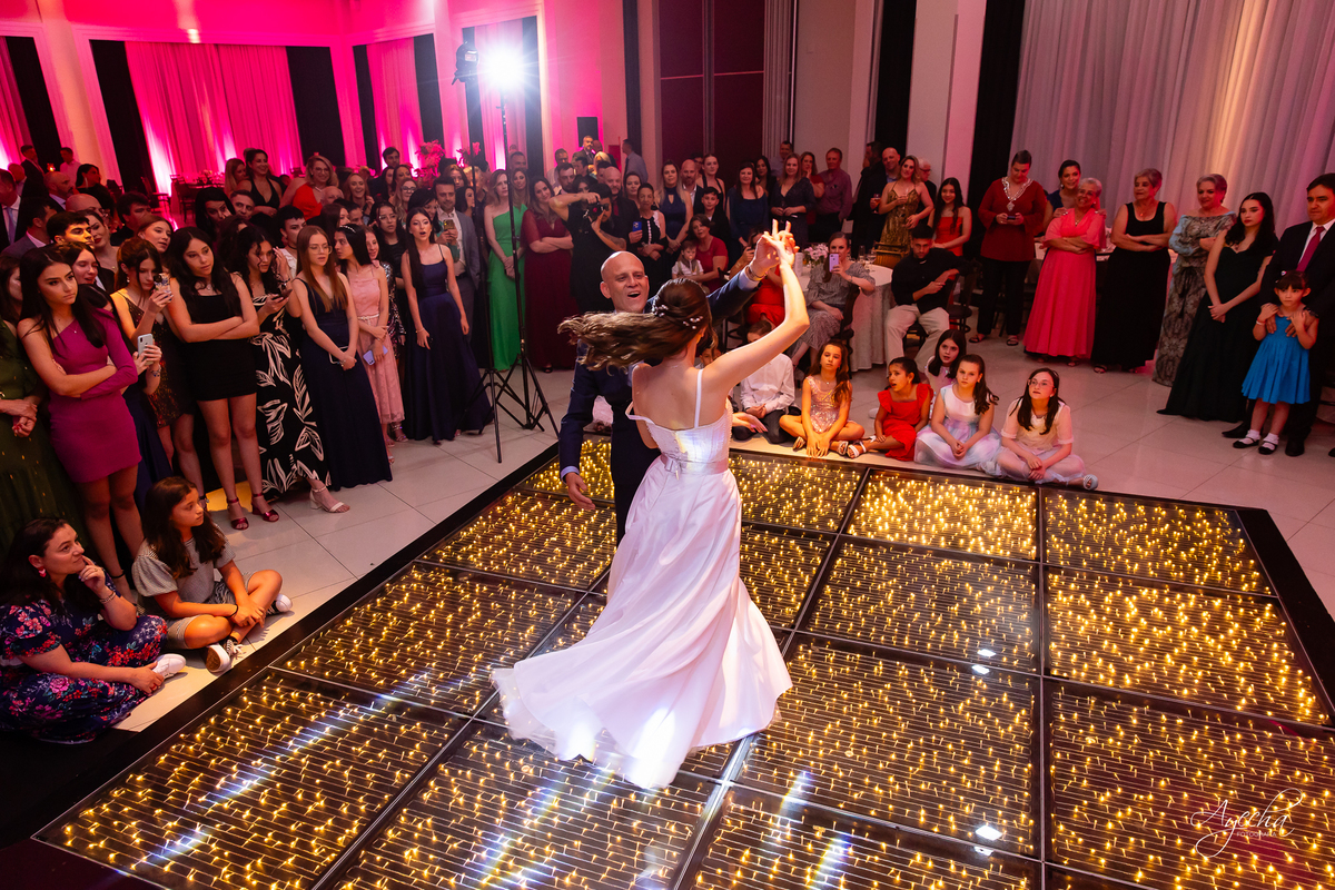 Eventos APMP; Debutante Curitiba; Festa de 15 anos Curitiba; Eventos Associação Monistério Público do Paraná; Spot 105; Fotografo de Casamento; Fotografo de 15 anos; Fotografo de Debutante;  Dreamland; Central Hall; Castelo Realle; Palácio itália