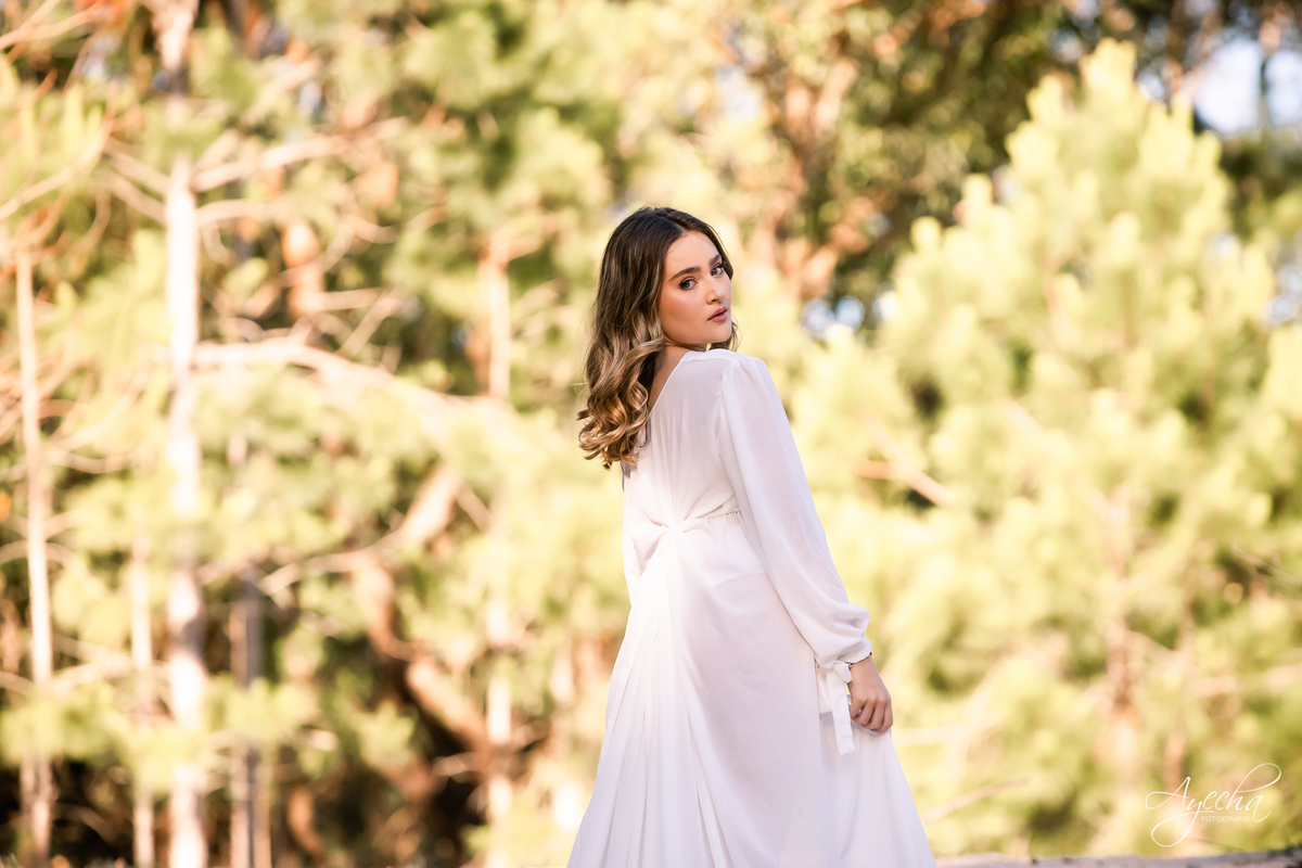 Ensaio de debutante; ensaio com cavalos; debutantes; 15 anos; cavalo; castelo do batel, dreamland; cerezzo eventos; central hall; florianópolis; haras ype; 15 anos curitiba; festa de 15 anos; vestido de debutante; castello reale; Palacio Italia;