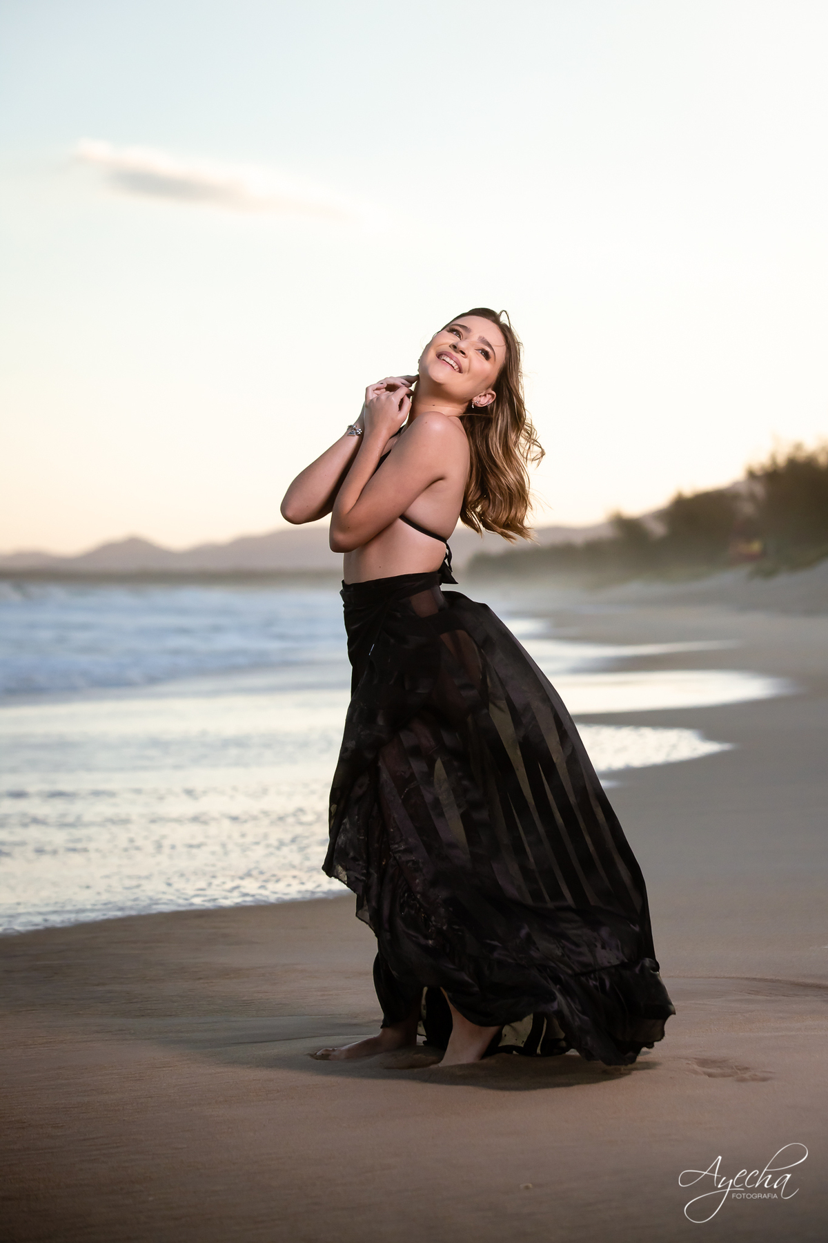 Ensaio de debutante; ensaio com cavalos; debutantes; 15 anos; cavalo; castelo do batel, dreamland; cerezzo eventos; central hall; florianópolis; haras ype; 15 anos curitiba; festa de 15 anos; vestido de debutante; castello reale; Palacio Italia;