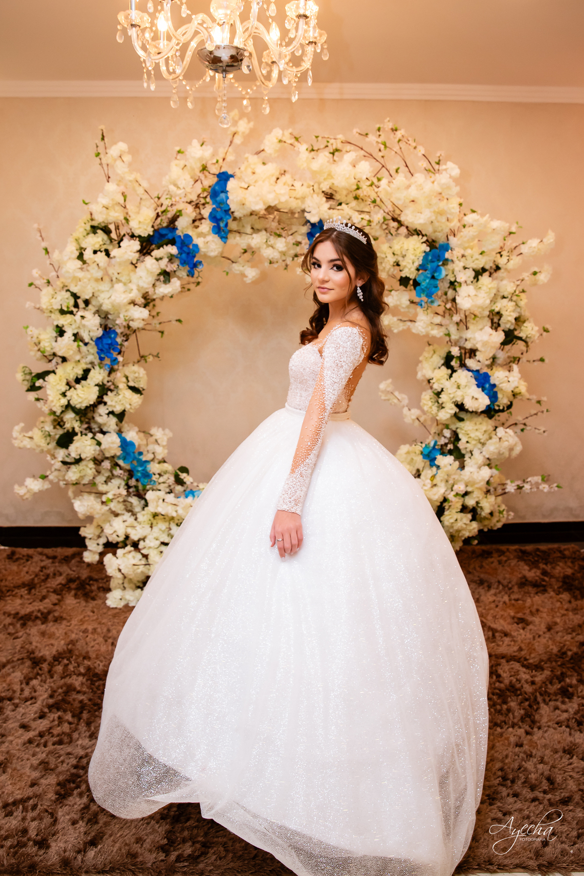 Ateliê Priscila Bonatto; Debutantes Curitiba; Vestido de Debutante Curitiba; 15 anos Curitiba; Castelo do Batel; Spot 105 Eventos; Espaço Dreamland; Buffet Original - Espaço Rotary Club; Ensaio debutante Curitiba; Angela Gramazzio; Studio One; Teens