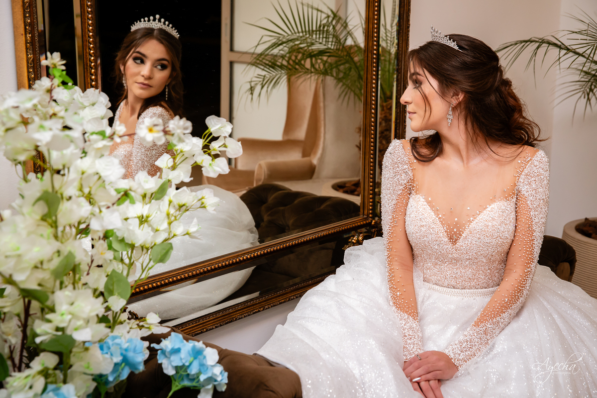 Ateliê Priscila Bonatto; Debutantes Curitiba; Vestido de Debutante Curitiba; 15 anos Curitiba; Castelo do Batel; Spot 105 Eventos; Espaço Dreamland; Buffet Original - Espaço Rotary Club; Ensaio debutante Curitiba; Angela Gramazzio; Studio One; Teens