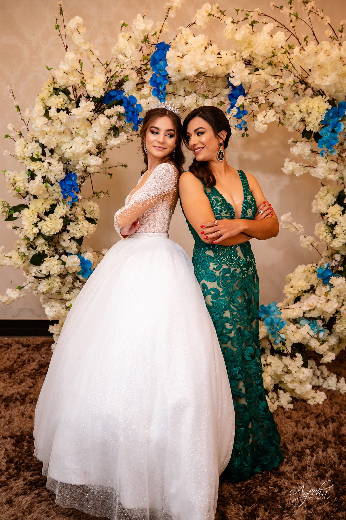 Ateliê Priscila Bonatto; Debutantes Curitiba; Vestido de Debutante Curitiba; 15 anos Curitiba; Castelo do Batel; Spot 105 Eventos; Espaço Dreamland; Buffet Original - Espaço Rotary Club; Ensaio debutante Curitiba; Angela Gramazzio; Studio One; Teens