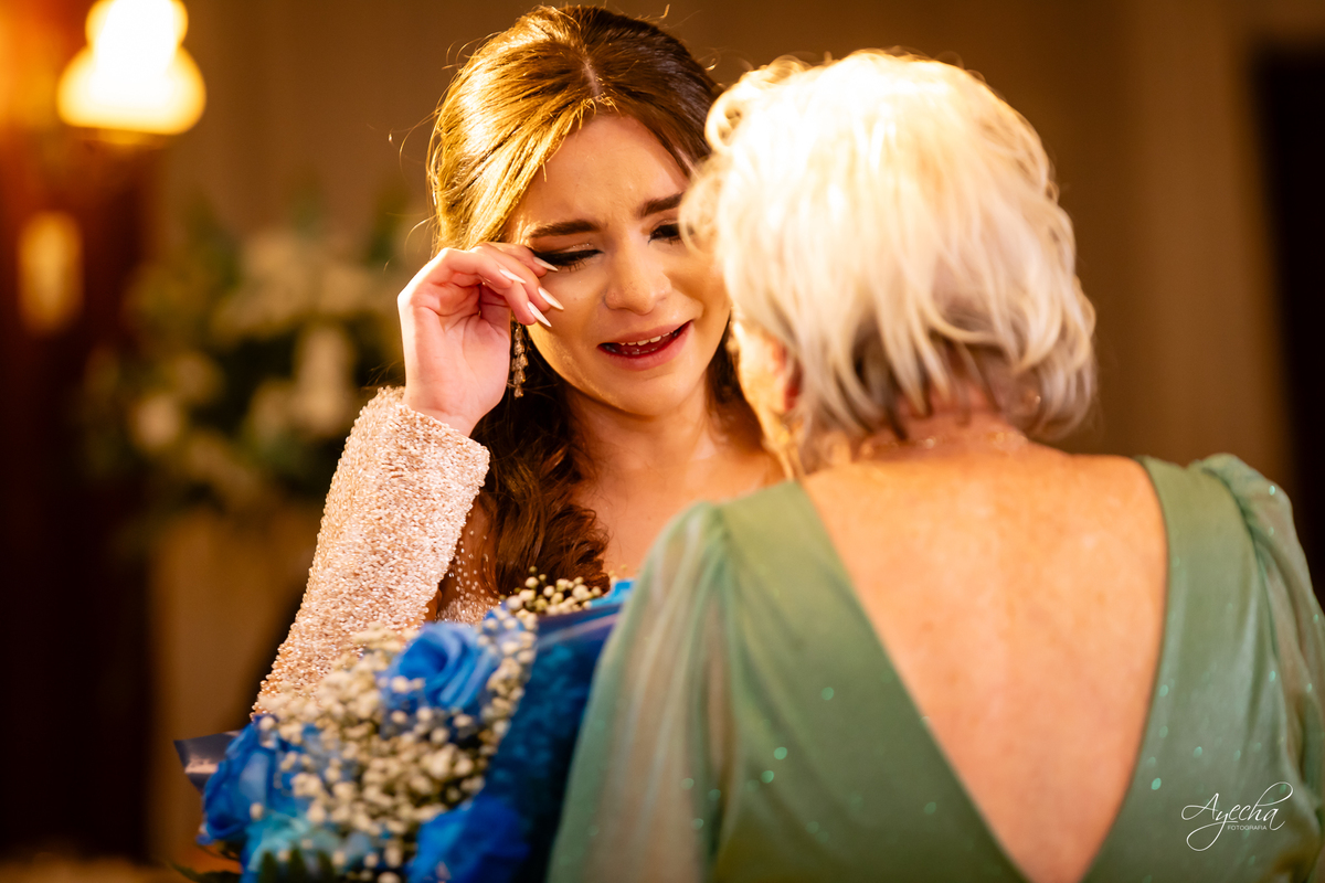 Ateliê Priscila Bonatto; Debutantes Curitiba; Vestido de Debutante Curitiba; 15 anos Curitiba; Castelo do Batel; Spot 105 Eventos; Espaço Dreamland; Buffet Original - Espaço Rotary Club; Ensaio debutante Curitiba; Angela Gramazzio; Studio One; Teens