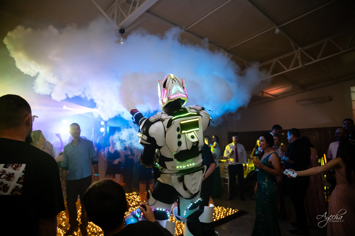 Ateliê Priscila Bonatto; Debutantes Curitiba; Vestido de Debutante Curitiba; 15 anos Curitiba; Castelo do Batel; Spot 105 Eventos; Espaço Dreamland; Buffet Original - Espaço Rotary Club; Ensaio debutante Curitiba; Angela Gramazzio; Studio One; Teens