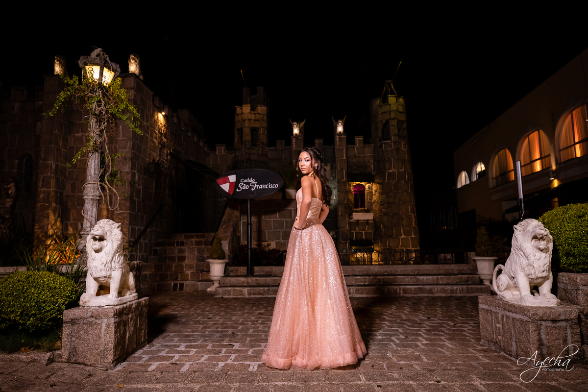 Eventos Castelo São Francisco; Eventos Santa Felicidade, Fotografia de 15 anos Curitiba; Festa de 15 anos Curitiba; Debutantes; Fotógrafo de 15 anos; 