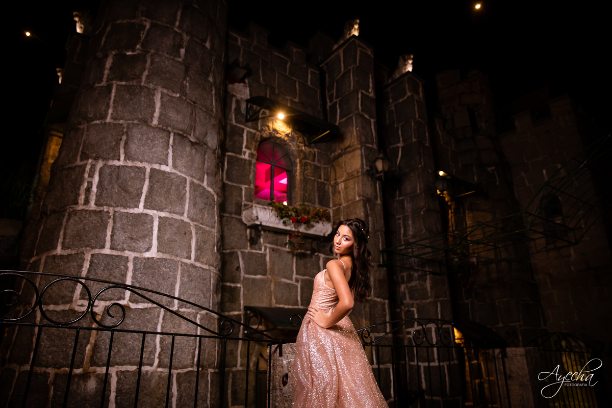 Eventos Castelo São Francisco; Eventos Santa Felicidade, Fotografia de 15 anos Curitiba; Festa de 15 anos Curitiba; Debutantes; Fotógrafo de 15 anos; 