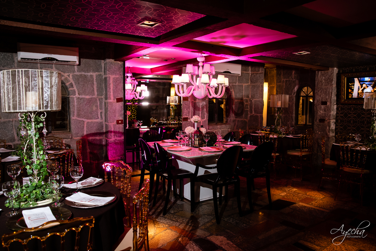 Eventos Castelo São Francisco; Eventos Santa Felicidade, Fotografia de 15 anos Curitiba; Festa de 15 anos Curitiba; Debutantes; Fotógrafo de 15 anos; 