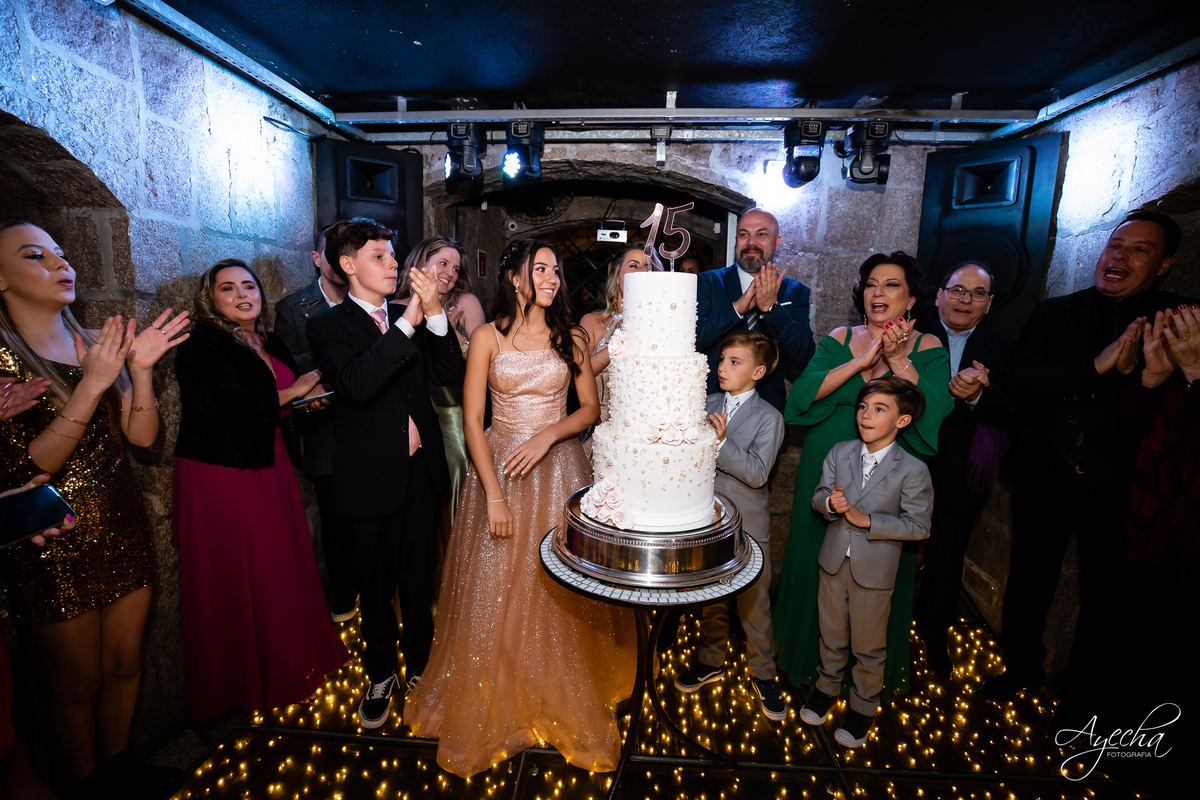 Eventos Castelo São Francisco; Eventos Santa Felicidade, Fotografia de 15 anos Curitiba; Festa de 15 anos Curitiba; Debutantes; Fotógrafo de 15 anos; 