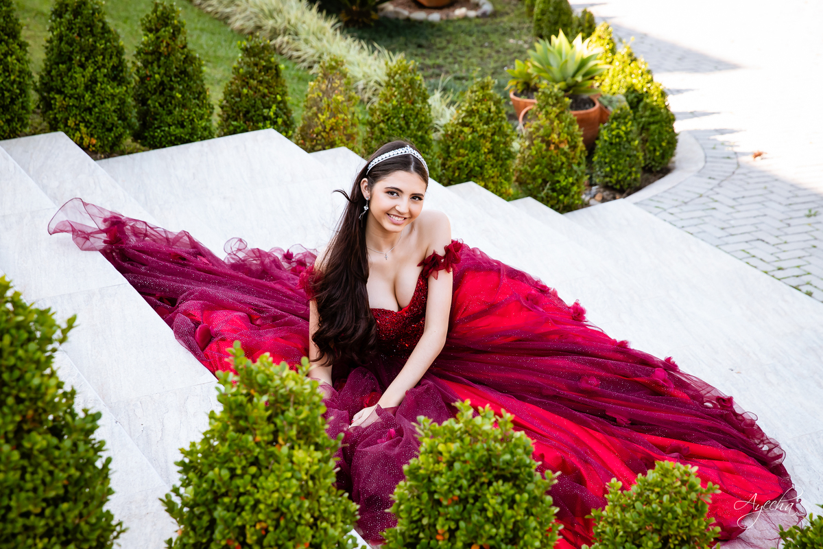 Chácara Ienkot; Ensaio de Debutante Curitiba; Ensaio 15 anos Curitiba; Fotógrafos de 15 anos Curitiba; Chácara para ensaios Curitiba; Lugares para fazer ensaios em Curitiba; Vestido de debutante; Debutante 15 anos Curitiba; 15 anos Piraquara;