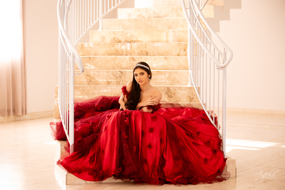 Chácara Ienkot; Ensaio de Debutante Curitiba; Ensaio 15 anos Curitiba; Fotógrafos de 15 anos Curitiba; Chácara para ensaios Curitiba; Lugares para fazer ensaios em Curitiba; Vestido de debutante; Debutante 15 anos Curitiba; 15 anos Piraquara;