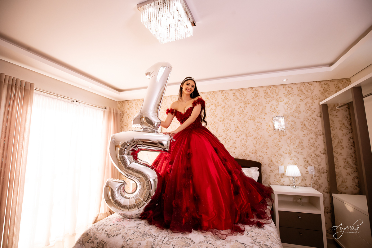 Chácara Ienkot; Ensaio de Debutante Curitiba; Ensaio 15 anos Curitiba; Fotógrafos de 15 anos Curitiba; Chácara para ensaios Curitiba; Lugares para fazer ensaios em Curitiba; Vestido de debutante; Debutante 15 anos Curitiba; 15 anos Piraquara;