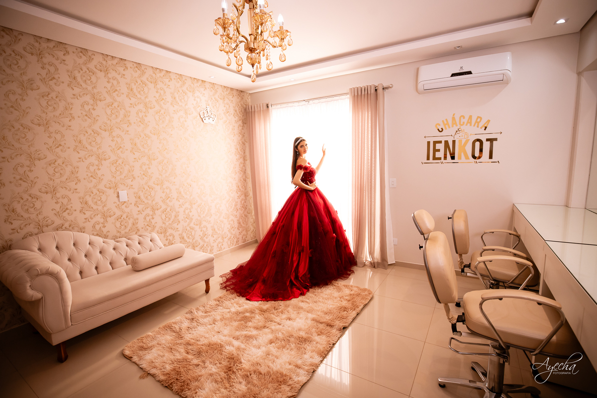 Chácara Ienkot; Ensaio de Debutante Curitiba; Ensaio 15 anos Curitiba; Fotógrafos de 15 anos Curitiba; Chácara para ensaios Curitiba; Lugares para fazer ensaios em Curitiba; Vestido de debutante; Debutante 15 anos Curitiba; 15 anos Piraquara;