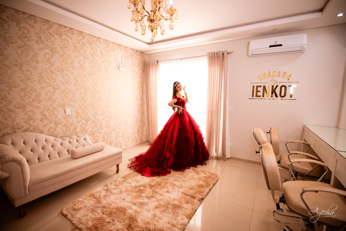Chácara Ienkot; Ensaio de Debutante Curitiba; Ensaio 15 anos Curitiba; Fotógrafos de 15 anos Curitiba; Chácara para ensaios Curitiba; Lugares para fazer ensaios em Curitiba; Vestido de debutante; Debutante 15 anos Curitiba; 15 anos Piraquara;