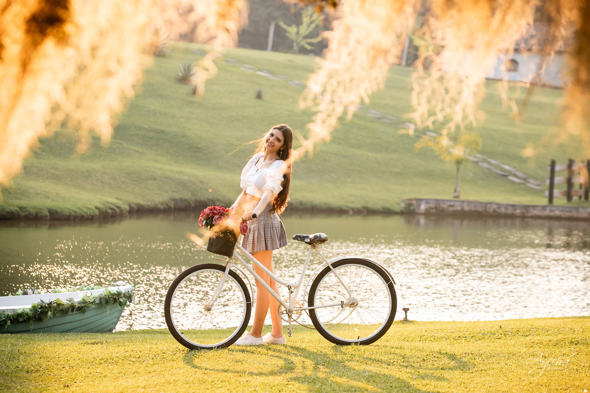 Chácara Ienkot; Ensaio de Debutante Curitiba; Ensaio 15 anos Curitiba; Fotógrafos de 15 anos Curitiba; Chácara para ensaios Curitiba; Lugares para fazer ensaios em Curitiba; Vestido de debutante; Debutante 15 anos Curitiba; 15 anos Piraquara;