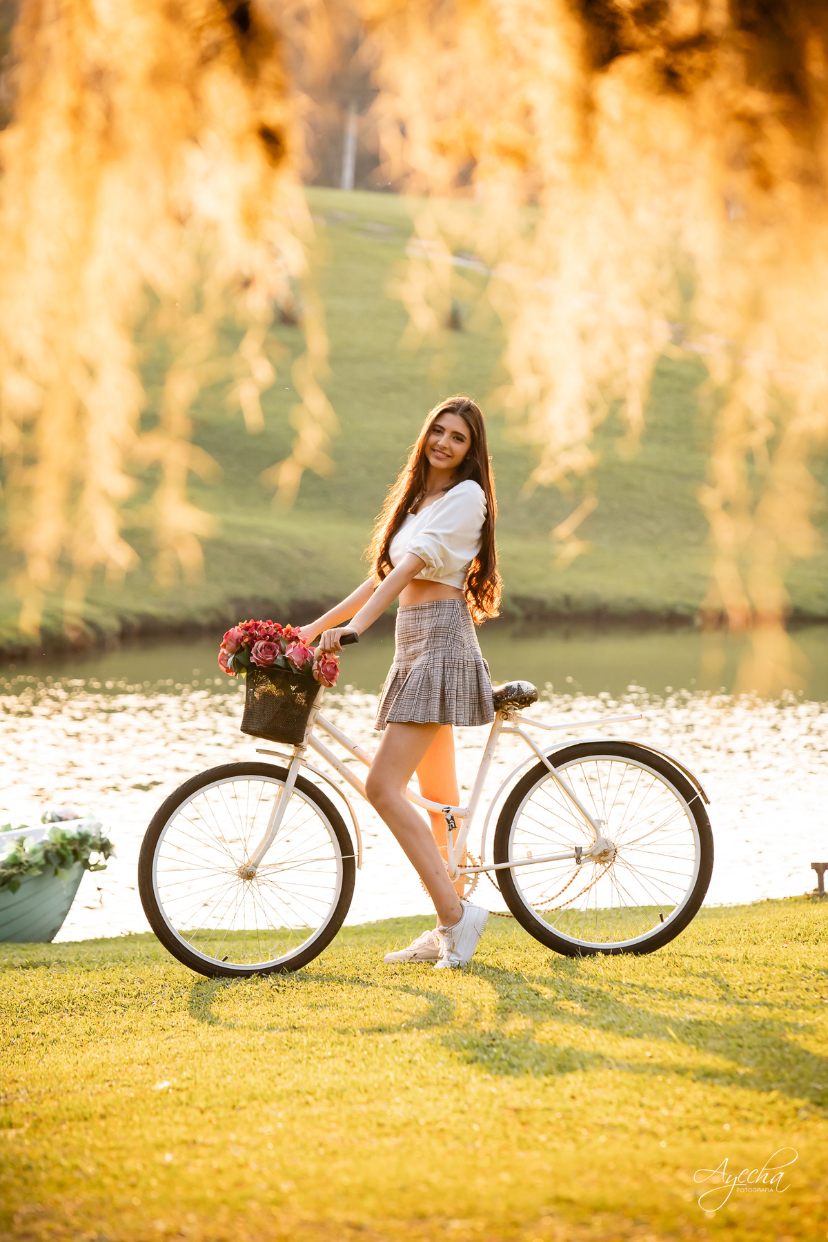 Chácara Ienkot; Ensaio de Debutante Curitiba; Ensaio 15 anos Curitiba; Fotógrafos de 15 anos Curitiba; Chácara para ensaios Curitiba; Lugares para fazer ensaios em Curitiba; Vestido de debutante; Debutante 15 anos Curitiba; 15 anos Piraquara;