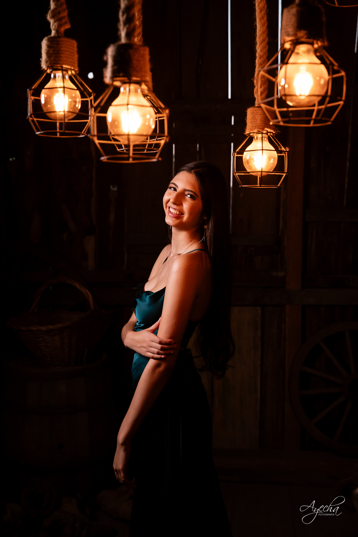 Chácara Ienkot; Ensaio de Debutante Curitiba; Ensaio 15 anos Curitiba; Fotógrafos de 15 anos Curitiba; Chácara para ensaios Curitiba; Lugares para fazer ensaios em Curitiba; Vestido de debutante; Debutante 15 anos Curitiba; 15 anos Piraquara;