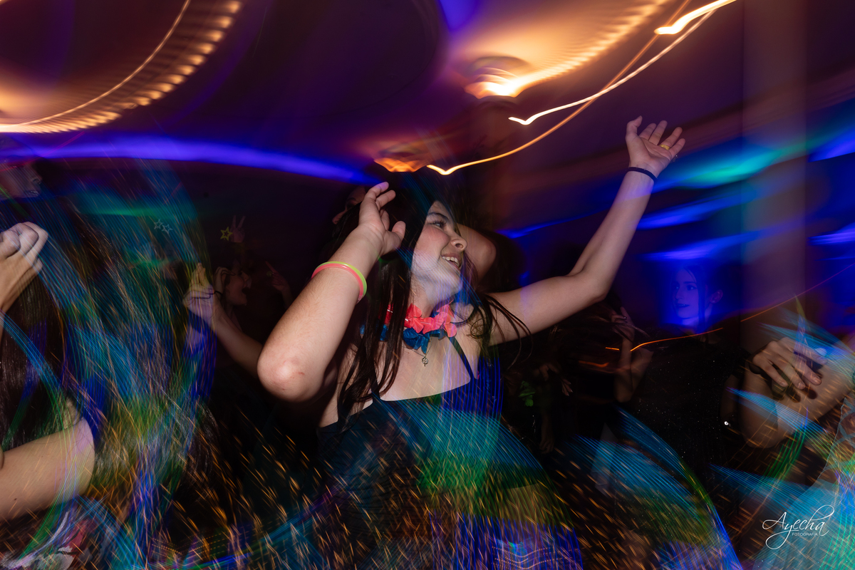 15 anos Curitiba; Festa de 15 anos; Festa de Debutante; Eventos Sociedade Thalia; Thalia Centro; Basquete Thalia; Vestido de Debutante; Decoração 15 anos; Espaço para 15 anos Curitiba; Fotógrafo Curitiba; Fotógrafo 15 anos Curitiba; Melhor Fotógrafa;