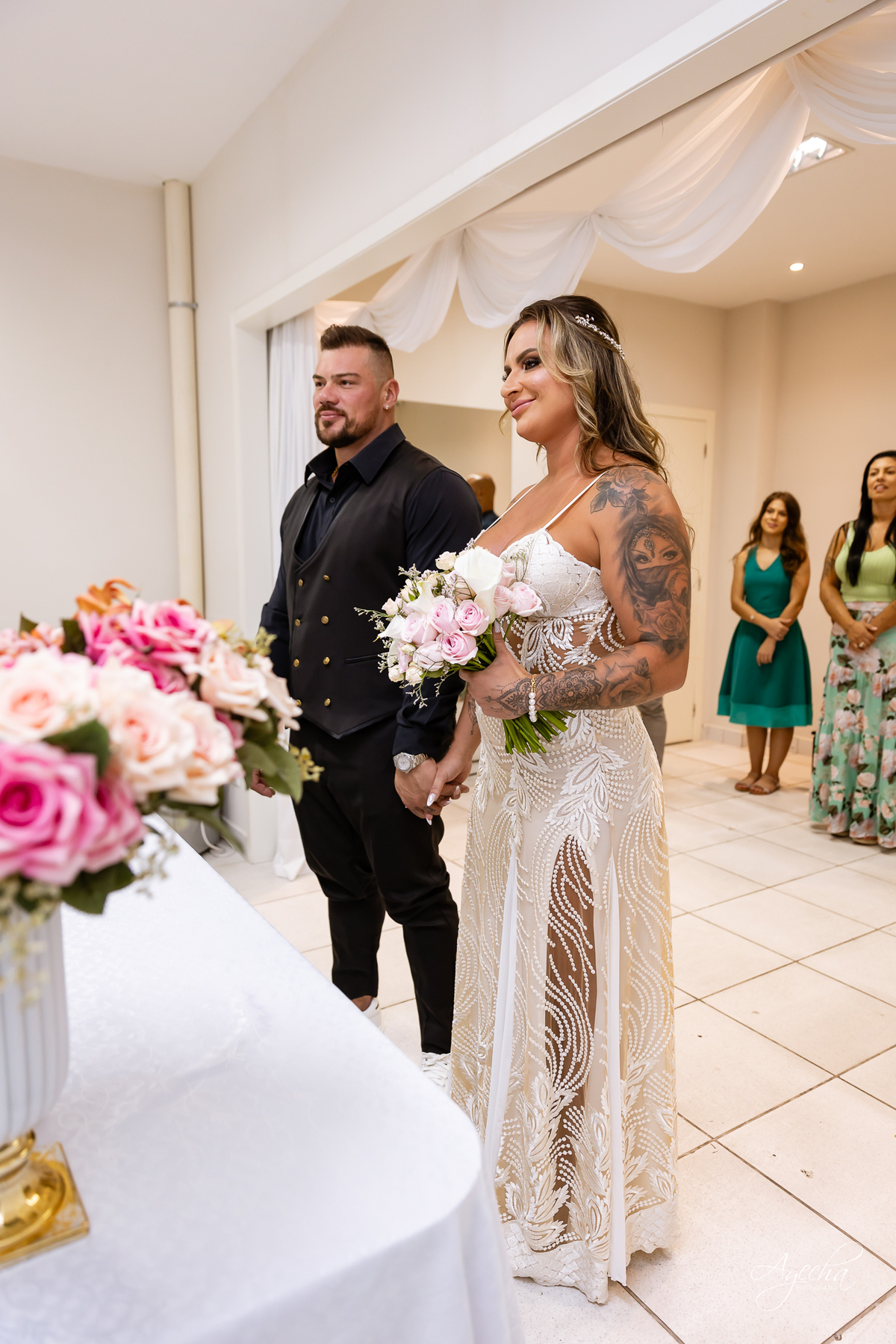 Casamento Civil Curitiba; Fotografo casamento civil; fotografia casamento civil; cartório de santa felicidade; casamento cartório de santa felicidade; casamento civil; mini wedding; cerimônia casamento civil; look civil; melhores fotografos de curitiba;