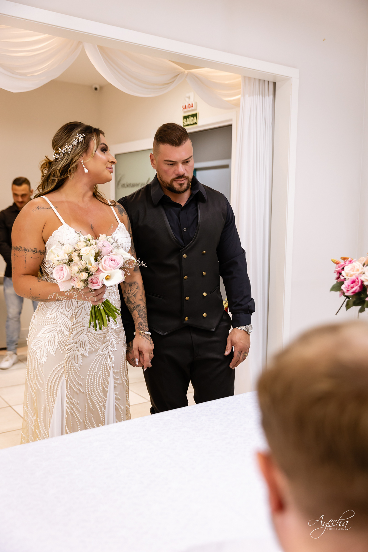 Casamento Civil Curitiba; Fotografo casamento civil; fotografia casamento civil; cartório de santa felicidade; casamento cartório de santa felicidade; casamento civil; mini wedding; cerimônia casamento civil; look civil; melhores fotografos de curitiba;