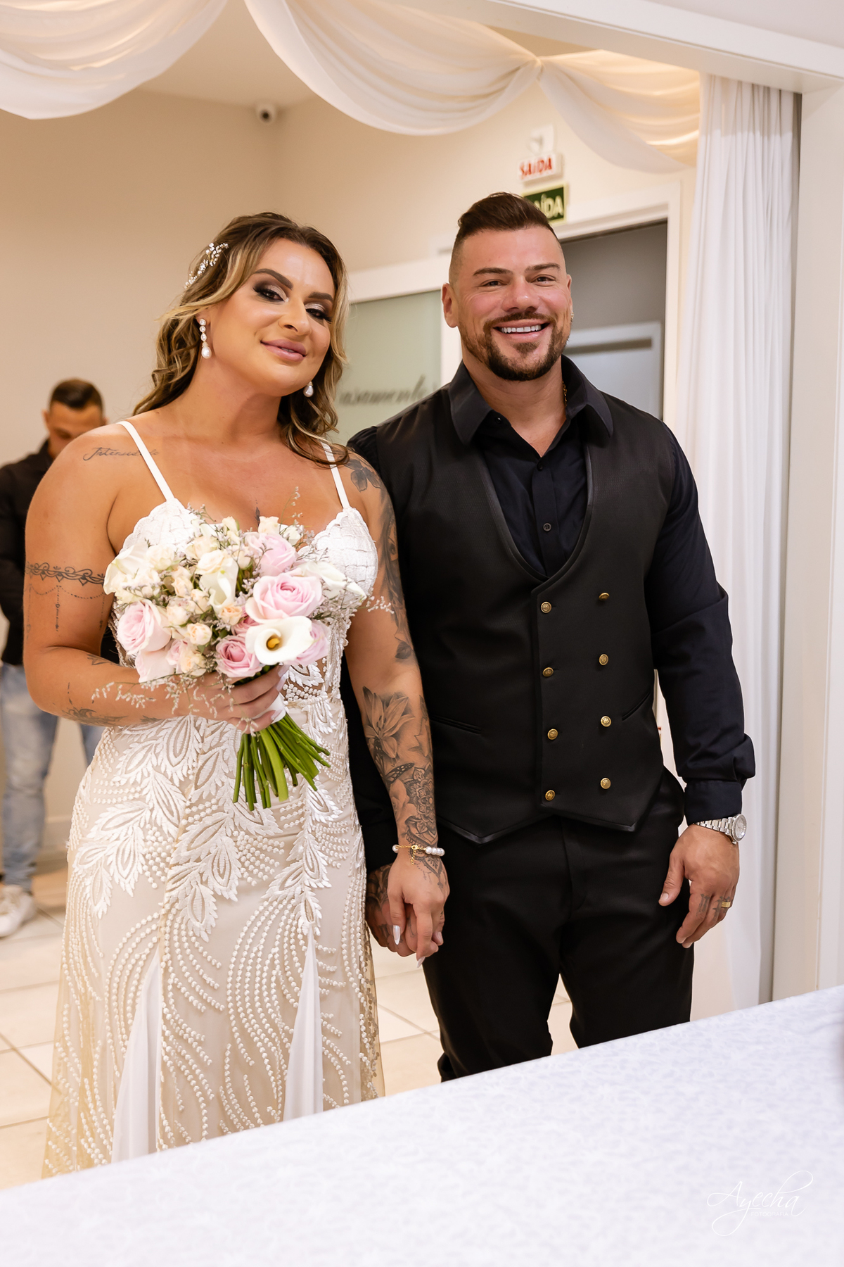 Casamento Civil Curitiba; Fotografo casamento civil; fotografia casamento civil; cartório de santa felicidade; casamento cartório de santa felicidade; casamento civil; mini wedding; cerimônia casamento civil; look civil; melhores fotografos de curitiba;