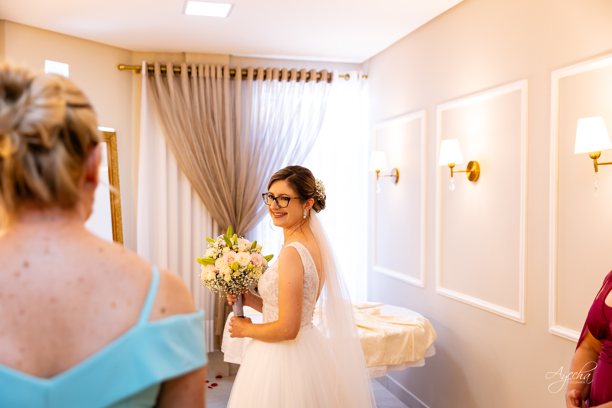 Fotografos Rio Negro; Casamentos Rio Negro; Rancho Richter; Fotografia de Casamento Rio Negro; Casamentos Mafra; 15 anos Rio Negro; Casamento Rústico; Casamento Capela Rio Negro; London Noivas; Lux Decorações Rio Negro; Studio Edina Farago;
