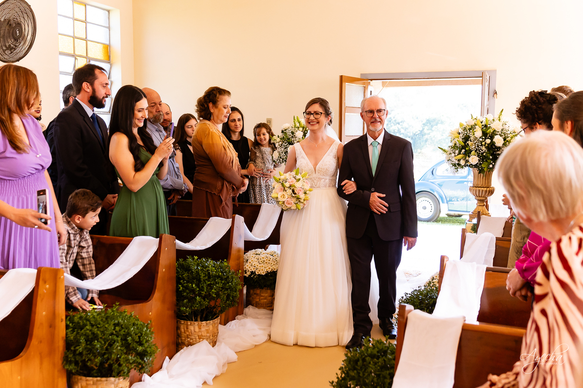 Fotografos Rio Negro; Casamentos Rio Negro; Rancho Richter; Fotografia de Casamento Rio Negro; Casamentos Mafra; 15 anos Rio Negro; Casamento Rústico; Casamento Capela Rio Negro; London Noivas; Lux Decorações Rio Negro; Studio Edina Farago;
