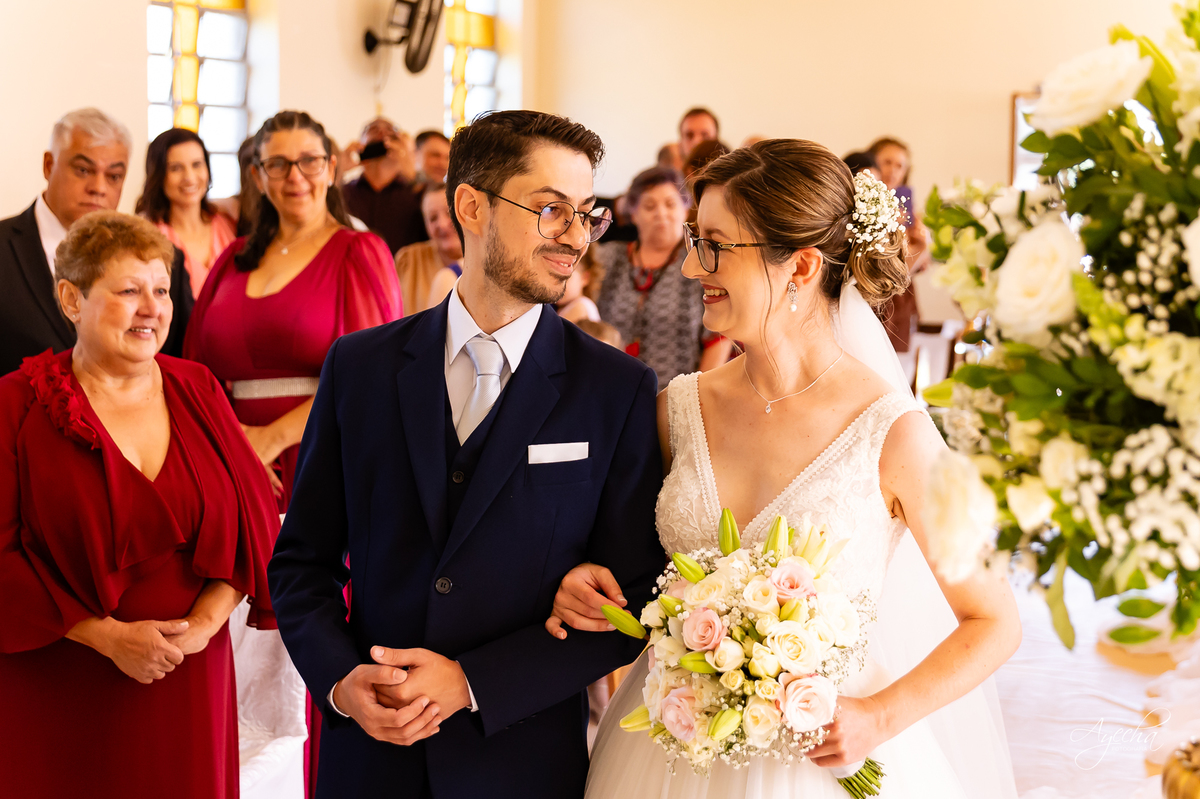 Fotografos Rio Negro; Casamentos Rio Negro; Rancho Richter; Fotografia de Casamento Rio Negro; Casamentos Mafra; 15 anos Rio Negro; Casamento Rústico; Casamento Capela Rio Negro; London Noivas; Lux Decorações Rio Negro; Studio Edina Farago;
