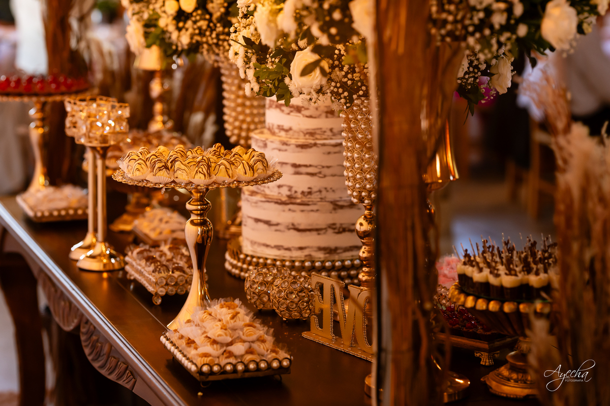 Fotografos Rio Negro; Casamentos Rio Negro; Rancho Richter; Fotografia de Casamento Rio Negro; Casamentos Mafra; 15 anos Rio Negro; Casamento Rústico; Casamento Capela Rio Negro; London Noivas; Lux Decorações Rio Negro; Studio Edina Farago;
