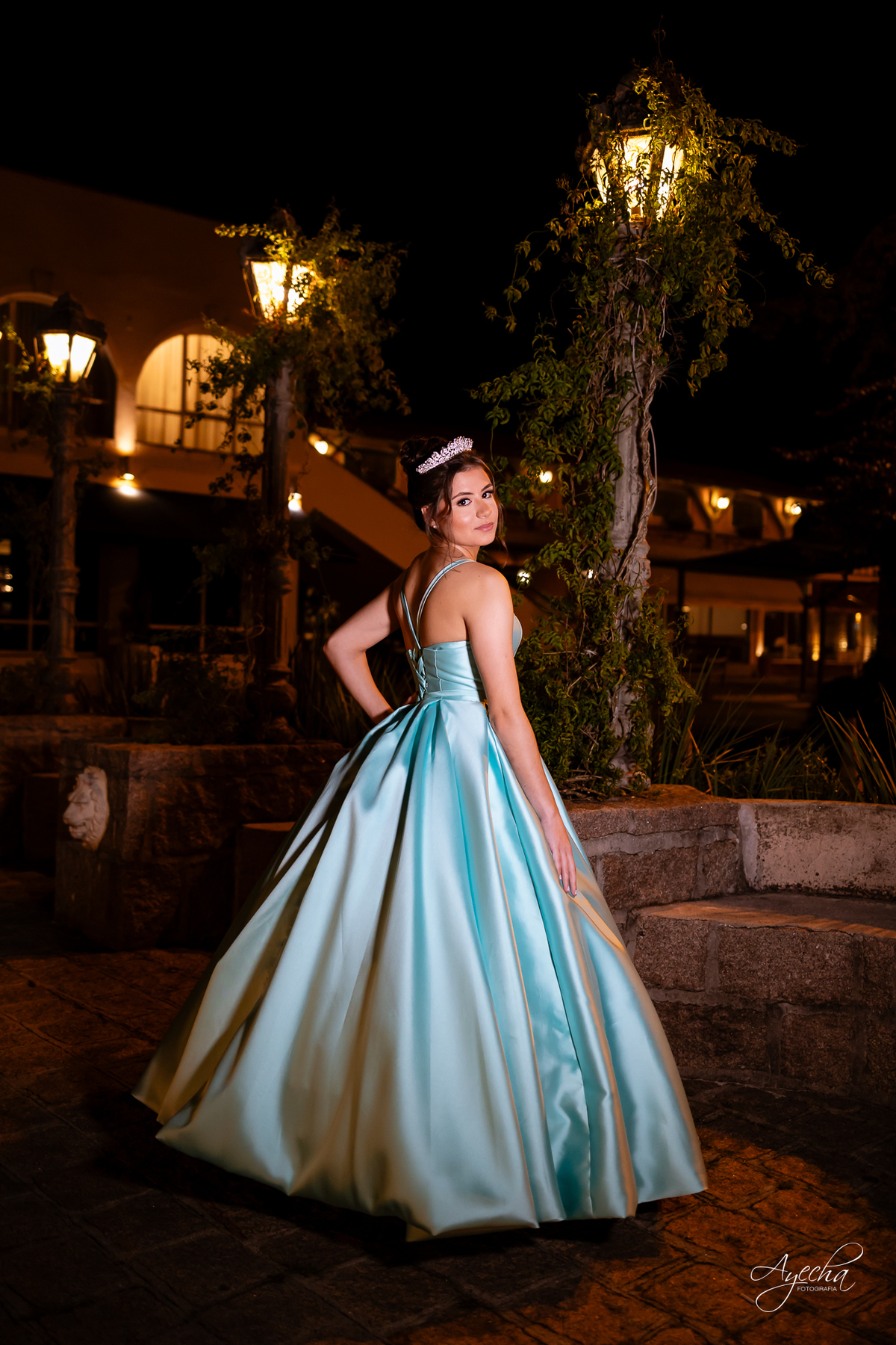 15 anos Castelo São Francisco; Fotógrafo 15 anos; Fotógrafo Debutante; Fotógrafo Curitiba; Fotógrafa Debutante 15 anos; Festa de Debutante; Vestido de Debutante Curitiba; Melhores Fotógrafps de Curitiba; 15 anos; Pacote Completo 15 anos Curitiba; 