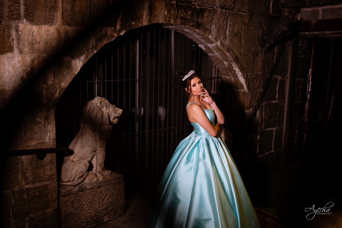 15 anos Castelo São Francisco; Fotógrafo 15 anos; Fotógrafo Debutante; Fotógrafo Curitiba; Fotógrafa Debutante 15 anos; Festa de Debutante; Vestido de Debutante Curitiba; Melhores Fotógrafps de Curitiba; 15 anos; Pacote Completo 15 anos Curitiba; 