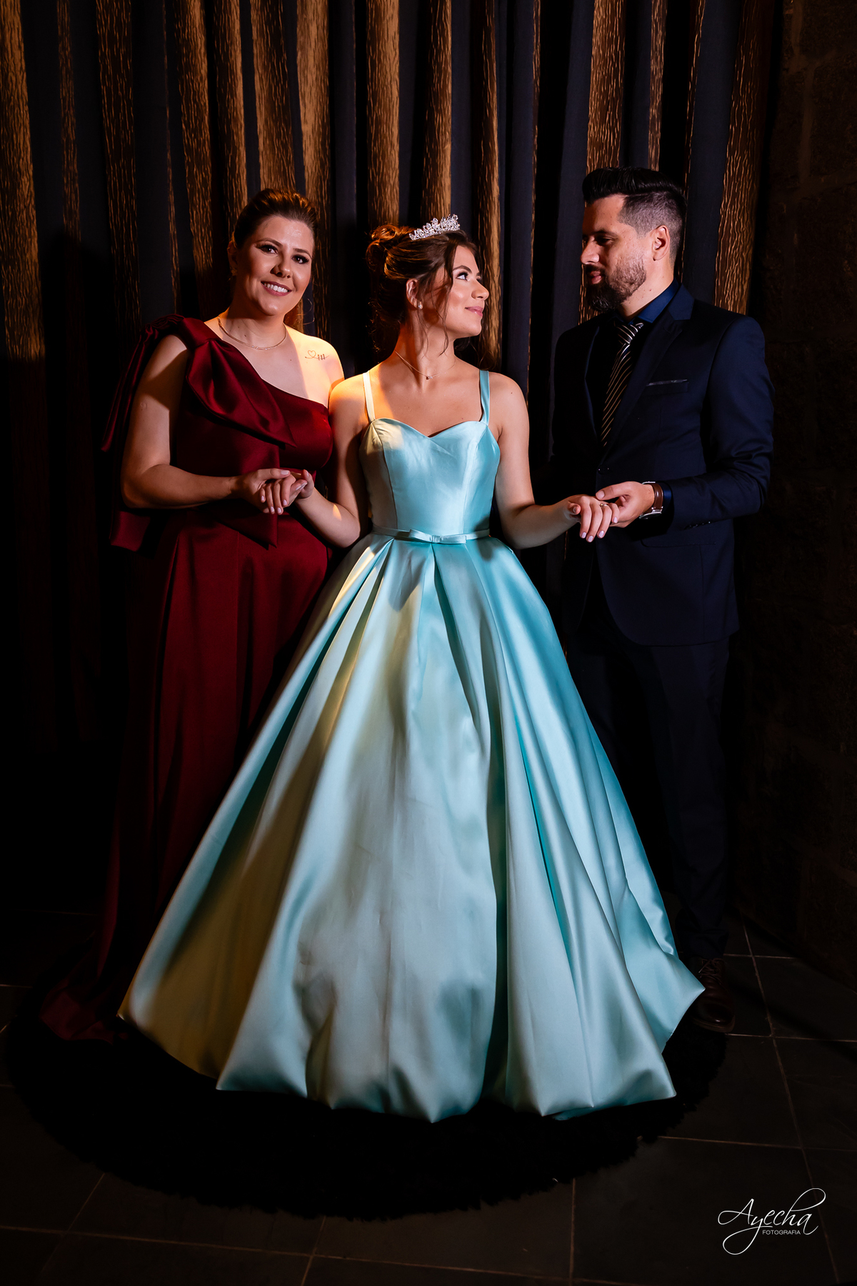 15 anos Castelo São Francisco; Fotógrafo 15 anos; Fotógrafo Debutante; Fotógrafo Curitiba; Fotógrafa Debutante 15 anos; Festa de Debutante; Vestido de Debutante Curitiba; Melhores Fotógrafps de Curitiba; 15 anos; Pacote Completo 15 anos Curitiba; 