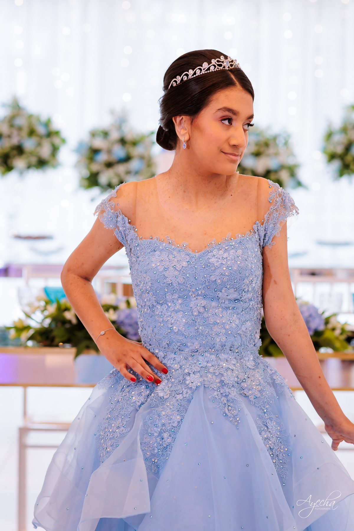 Festa de 15 anos Curitiba; Festa Debutante Curitiba; Espaço para Festa de 15 anos Curitiba; Fotografos 15 anos Curitiba; Salão para festa de 15 anos Curitiba; Stella Basso; Fotografos para Eventos Curitiba; Debutante PCD; Debutante com Autismo;