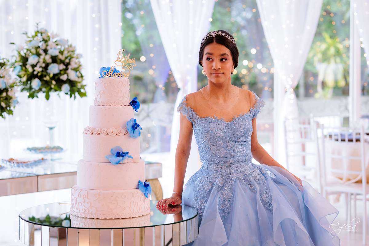 Festa de 15 anos Curitiba; Festa Debutante Curitiba; Espaço para Festa de 15 anos Curitiba; Fotografos 15 anos Curitiba; Salão para festa de 15 anos Curitiba; Stella Basso; Fotografos para Eventos Curitiba; Debutante PCD; Debutante com Autismo;