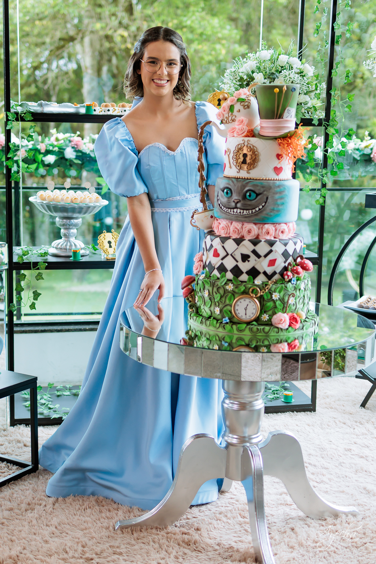 fotógrafo 15 anos Curitiba, fotografia debutante Curitiba, ensaio 15 anos Curitiba, festa debutante Curitiba, fotos 15 anos criativas, fotógrafa Curitiba, fotos profissionais Curitiba, fotógrafa debutante, ensaio debutante Curitiba; decoração alice