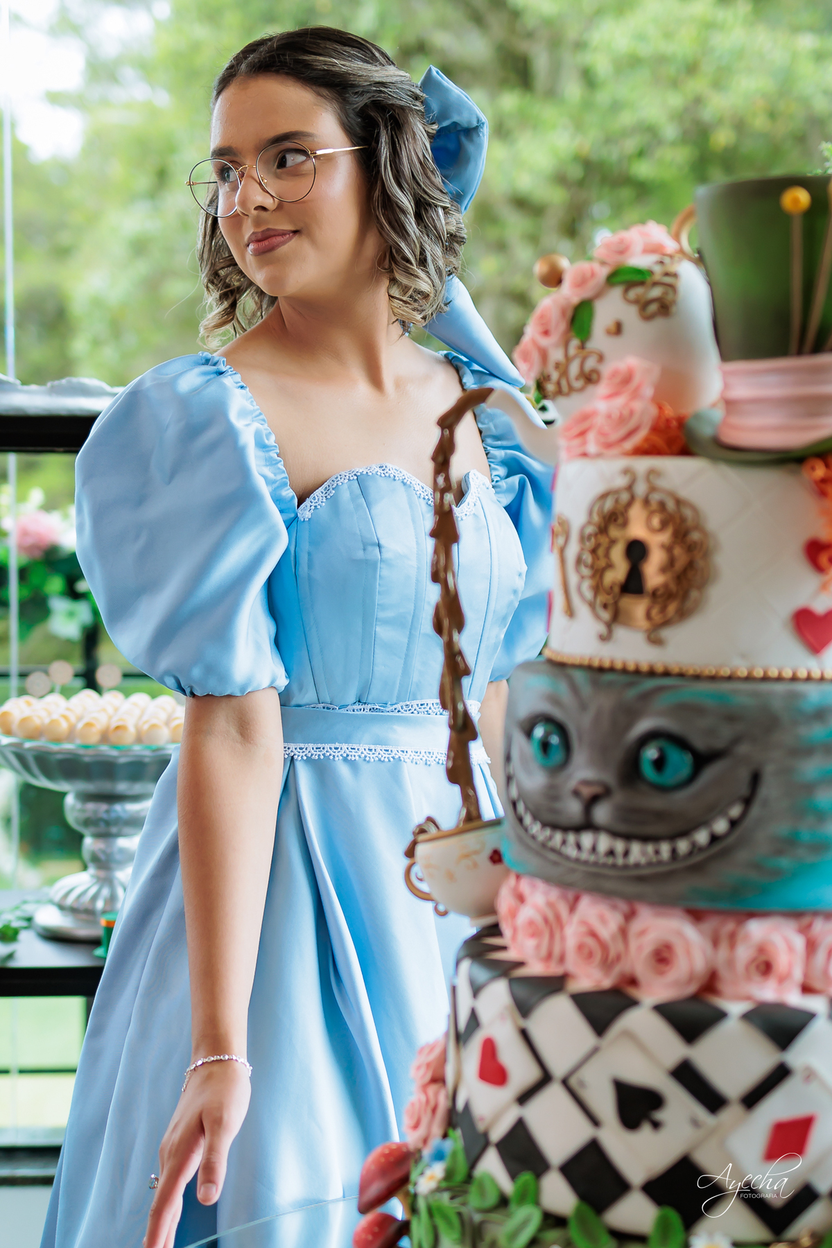 fotógrafo 15 anos Curitiba, fotografia debutante Curitiba, ensaio 15 anos Curitiba, festa debutante Curitiba, fotos 15 anos criativas, fotógrafa Curitiba, fotos profissionais Curitiba, fotógrafa debutante, ensaio debutante Curitiba; decoração alice