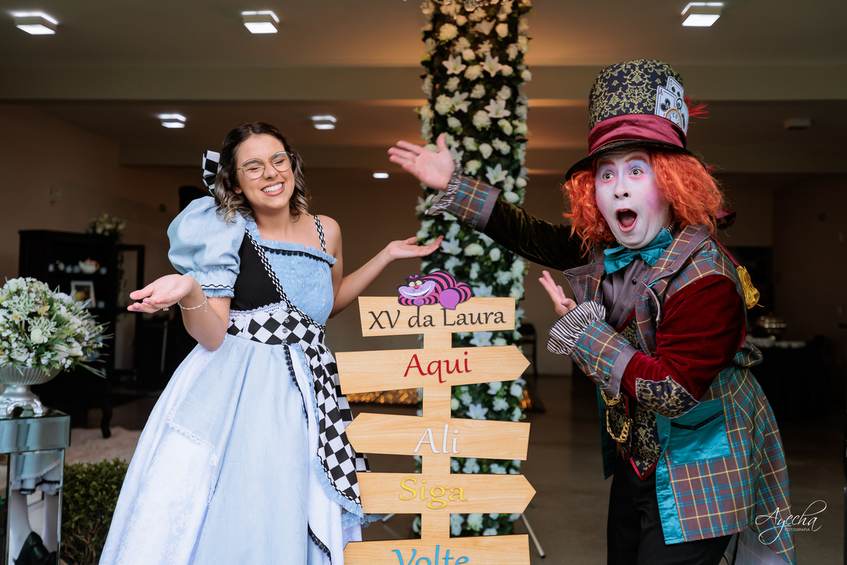 fotógrafo 15 anos Curitiba, fotografia debutante Curitiba, ensaio 15 anos Curitiba, festa debutante Curitiba, fotos 15 anos criativas, fotógrafa Curitiba, fotos profissionais Curitiba, fotógrafa debutante, ensaio debutante Curitiba; decoração alice