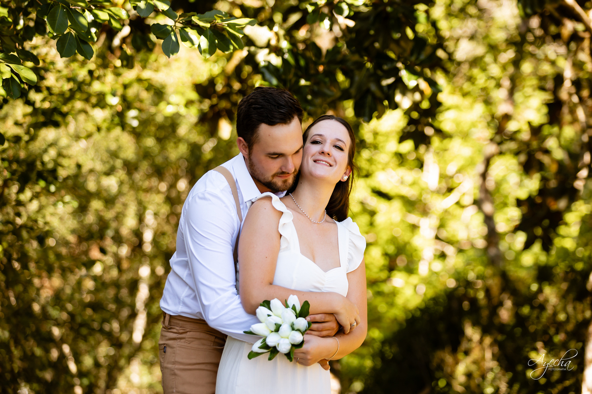 pré wedding Curitiba, ensaio pré-casamento Campo Largo, fotógrafo pré wedding Curitiba, fotos casal retrô, fusca ensaio fotográfico, fotógrafo Campo Largo, fotos casamento Curitiba, ensaio noivo noiva Curitiba, fotos criativas Curitiba, ensaio capela Curi