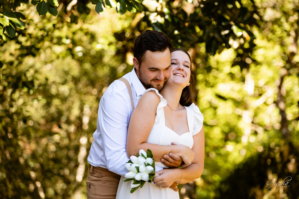 pré wedding Curitiba, ensaio pré-casamento Campo Largo, fotógrafo pré wedding Curitiba, fotos casal retrô, fusca ensaio fotográfico, fotógrafo Campo Largo, fotos casamento Curitiba, ensaio noivo noiva Curitiba, fotos criativas Curitiba, ensaio capela Curi