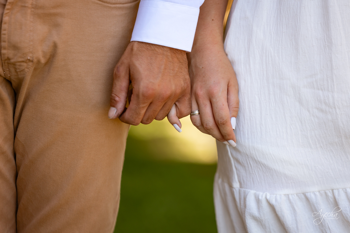 pré wedding Curitiba, ensaio pré-casamento Campo Largo, fotógrafo pré wedding Curitiba, fotos casal retrô, fusca ensaio fotográfico, fotógrafo Campo Largo, fotos casamento Curitiba, ensaio noivo noiva Curitiba, fotos criativas Curitiba, ensaio capela Curi