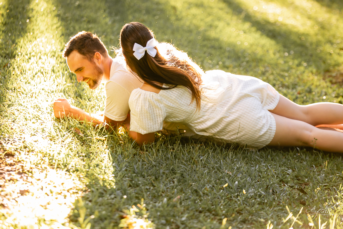 pré wedding Curitiba, ensaio pré-casamento Campo Largo, fotógrafo pré wedding Curitiba, fotos casal retrô, fusca ensaio fotográfico, fotógrafo Campo Largo, fotos casamento Curitiba, ensaio noivo noiva Curitiba, fotos criativas Curitiba, ensaio capela Curi