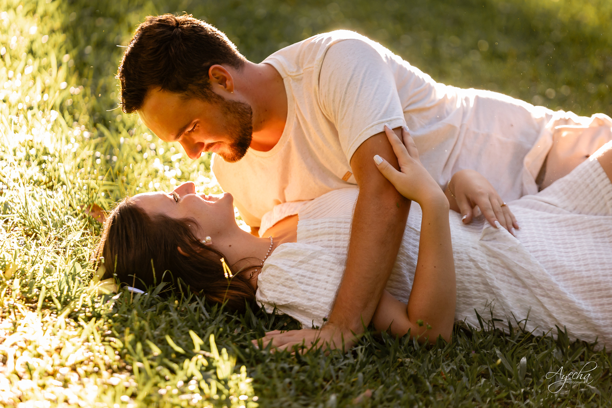 pré wedding Curitiba, ensaio pré-casamento Campo Largo, fotógrafo pré wedding Curitiba, fotos casal retrô, fusca ensaio fotográfico, fotógrafo Campo Largo, fotos casamento Curitiba, ensaio noivo noiva Curitiba, fotos criativas Curitiba, ensaio capela Curi