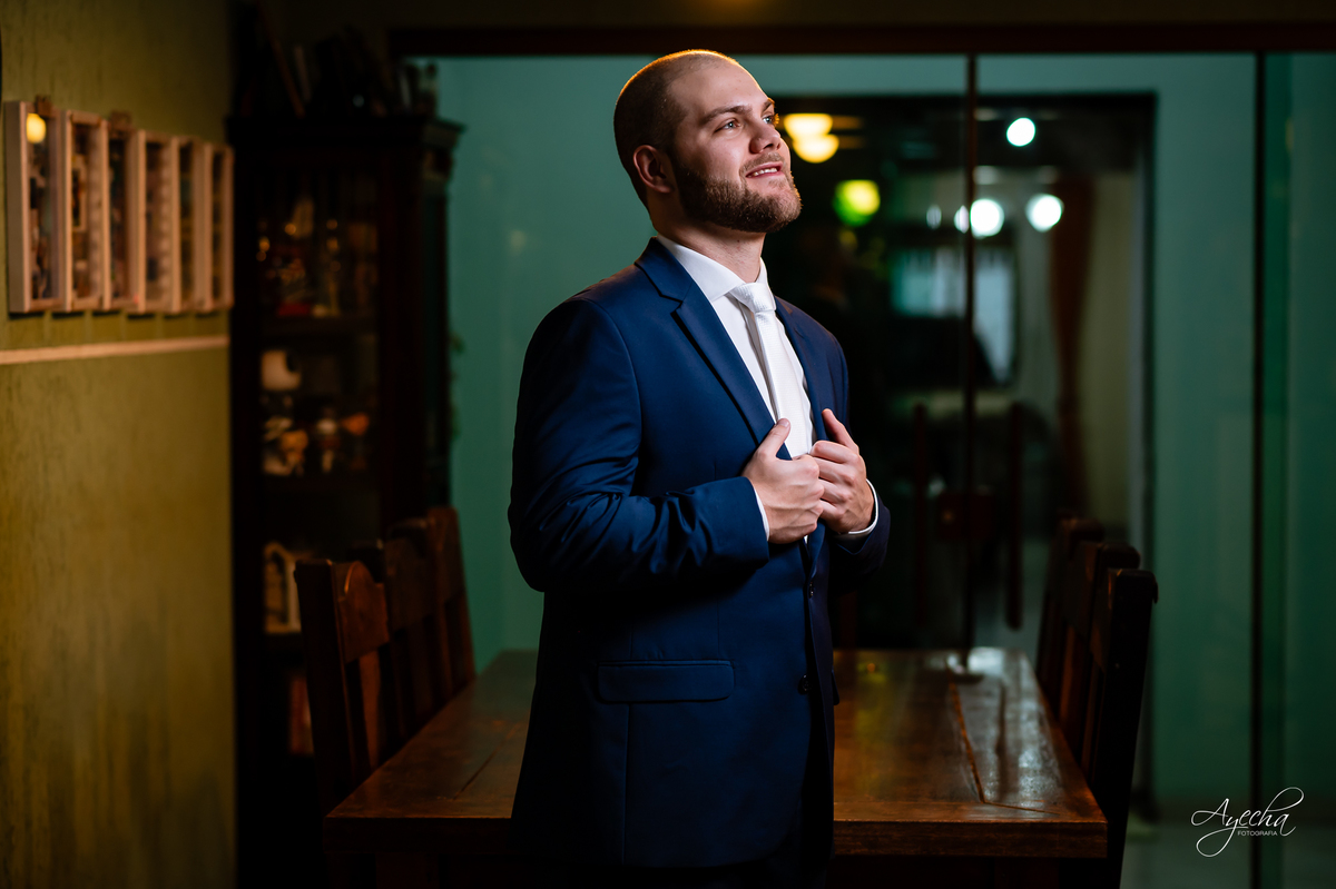 casamento clássico Curitiba, fotógrafo casamento luxo Curitiba, casamento Clube Curitibano, fotógrafa casamentos elegantes, cerimonial Ademir Rodrigues, fotos casamento sofisticado, fotógrafa Curitiba premium, casamento alto padrão Curitiba, noiva vestido