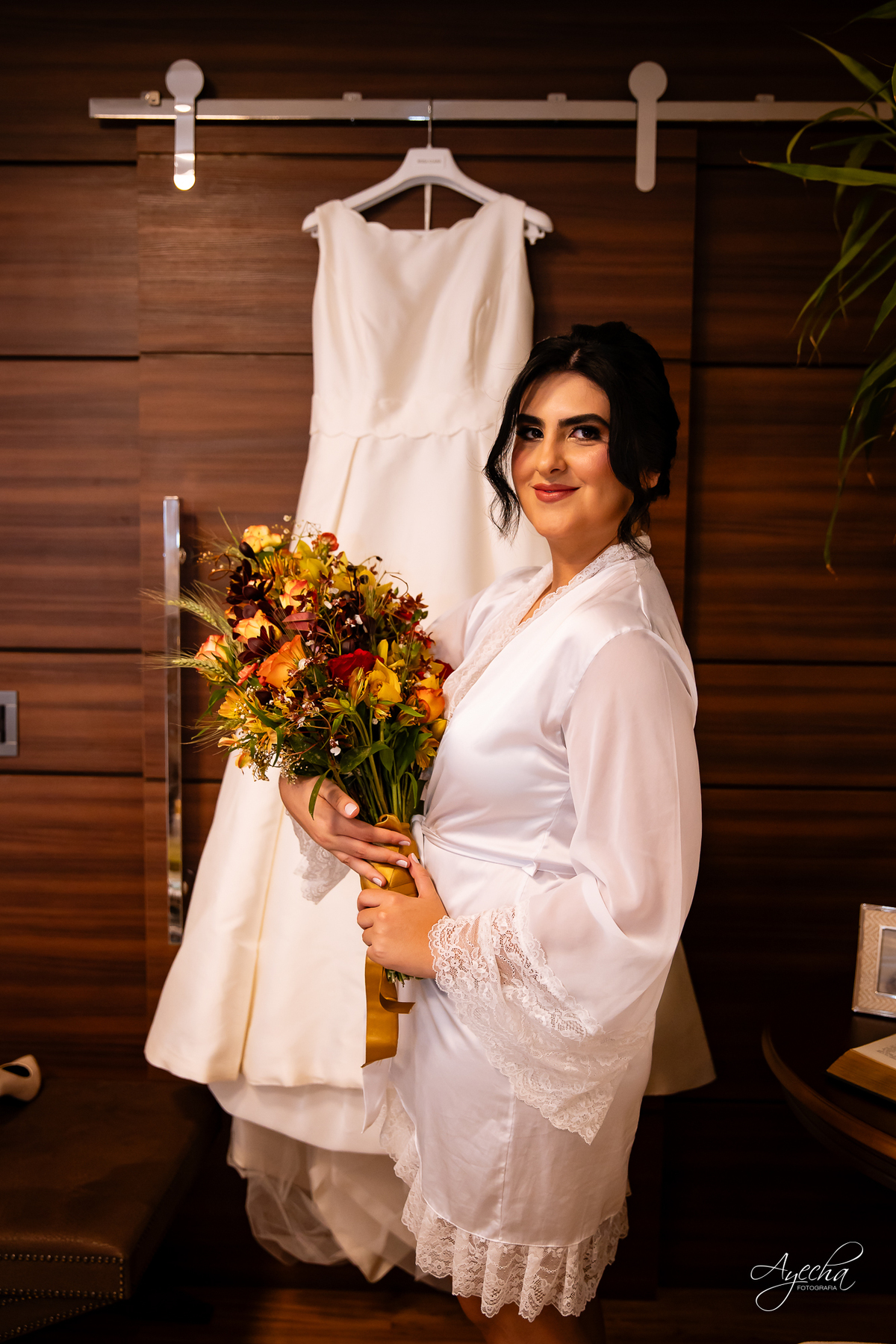 casamento clássico Curitiba, fotógrafo casamento luxo Curitiba, casamento Clube Curitibano, fotógrafa casamentos elegantes, cerimonial Ademir Rodrigues, fotos casamento sofisticado, fotógrafa Curitiba premium, casamento alto padrão Curitiba, noiva vestido