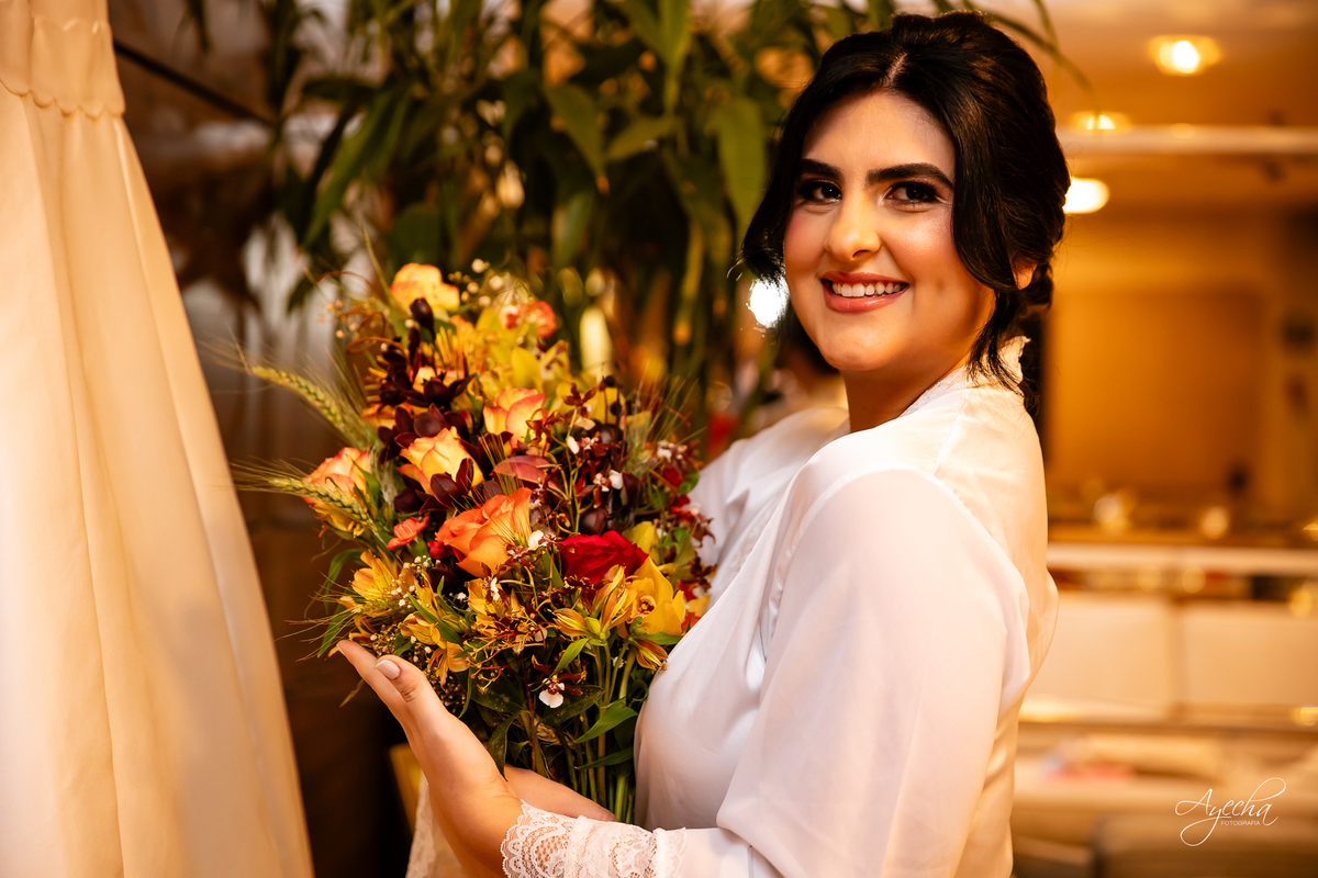 casamento clássico Curitiba, fotógrafo casamento luxo Curitiba, casamento Clube Curitibano, fotógrafa casamentos elegantes, cerimonial Ademir Rodrigues, fotos casamento sofisticado, fotógrafa Curitiba premium, casamento alto padrão Curitiba, noiva vestido