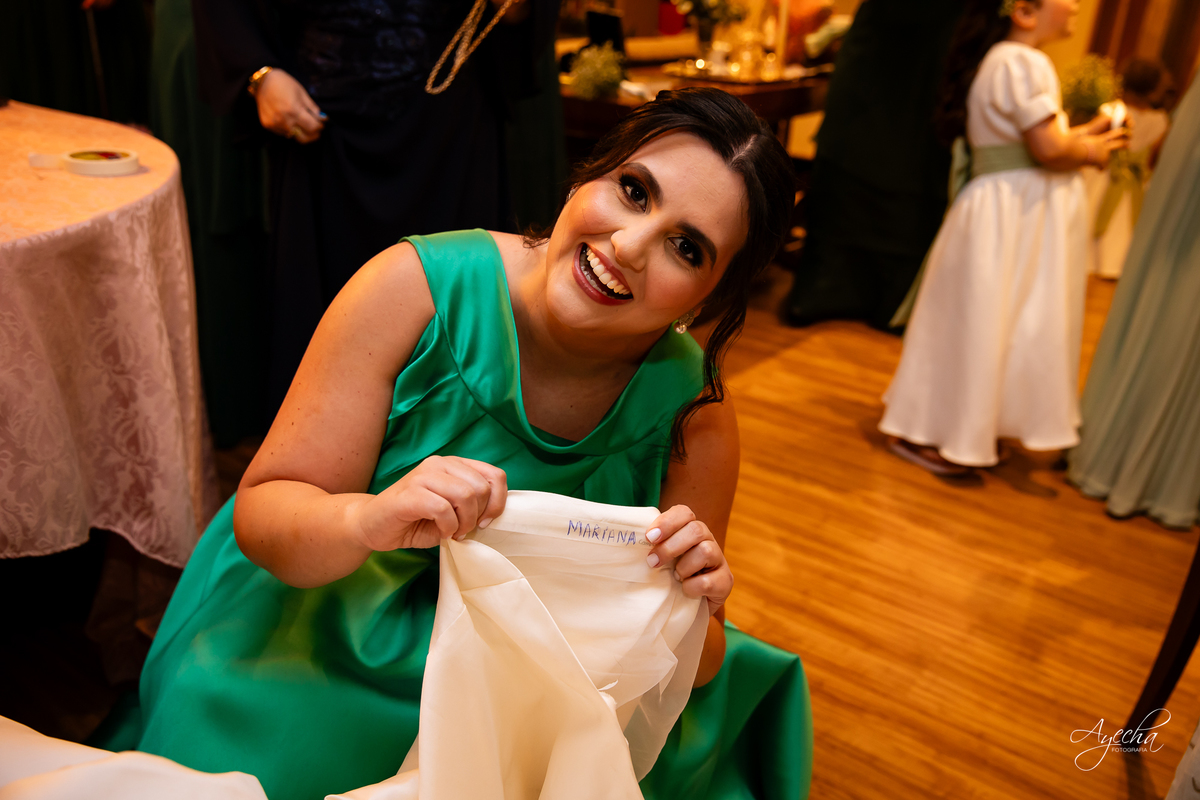 casamento clássico Curitiba, fotógrafo casamento luxo Curitiba, casamento Clube Curitibano, fotógrafa casamentos elegantes, cerimonial Ademir Rodrigues, fotos casamento sofisticado, fotógrafa Curitiba premium, casamento alto padrão Curitiba, noiva vestido