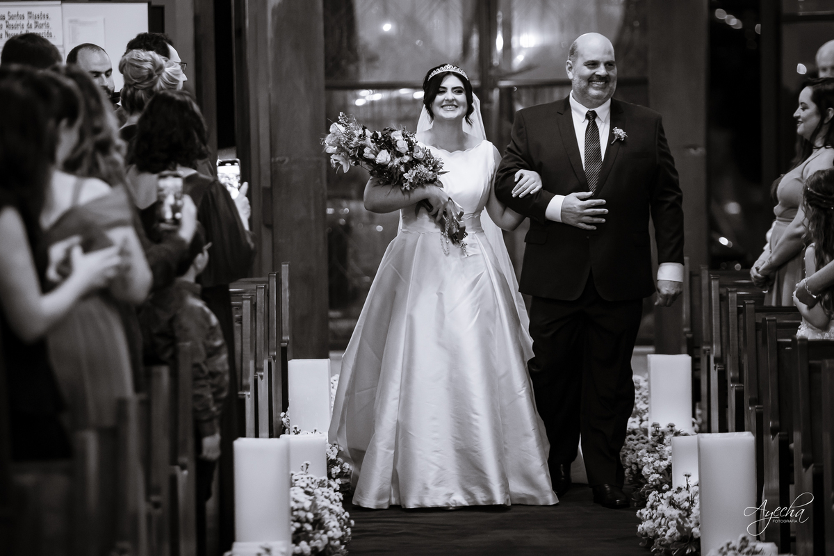 casamento clássico Curitiba, fotógrafo casamento luxo Curitiba, casamento Clube Curitibano, fotógrafa casamentos elegantes, cerimonial Ademir Rodrigues, fotos casamento sofisticado, fotógrafa Curitiba premium, casamento alto padrão Curitiba, noiva vestido