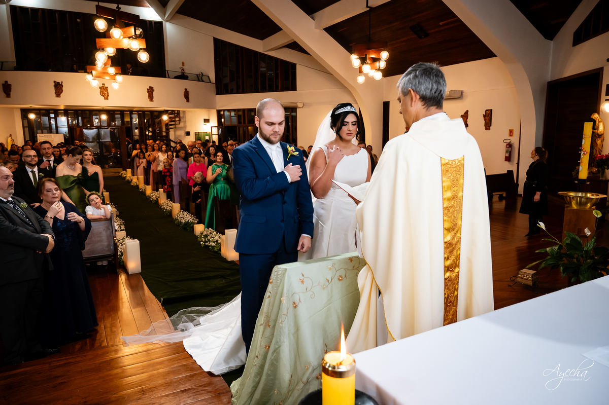 casamento clássico Curitiba, fotógrafo casamento luxo Curitiba, casamento Clube Curitibano, fotógrafa casamentos elegantes, cerimonial Ademir Rodrigues, fotos casamento sofisticado, fotógrafa Curitiba premium, casamento alto padrão Curitiba, noiva seda