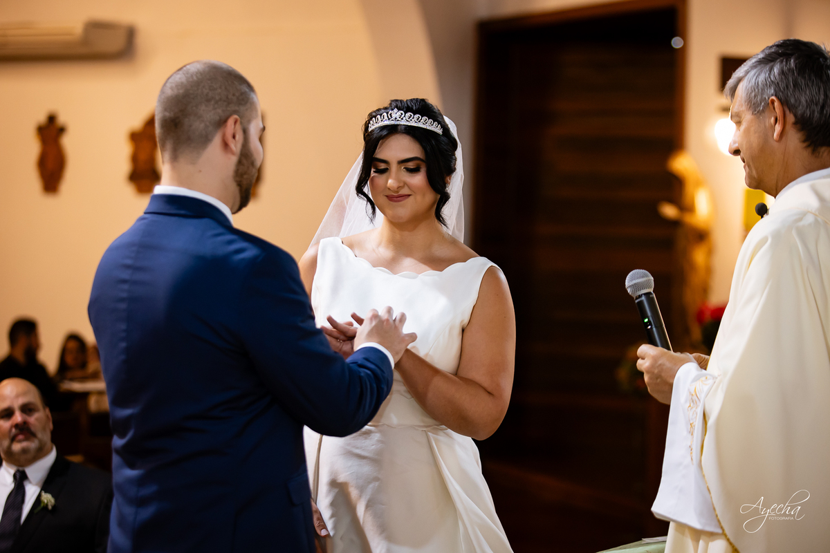 casamento clássico Curitiba, fotógrafo casamento luxo Curitiba, casamento Clube Curitibano, fotógrafa casamentos elegantes, cerimonial Ademir Rodrigues, fotos casamento sofisticado, fotógrafa Curitiba premium, casamento alto padrão Curitiba, noiva seda