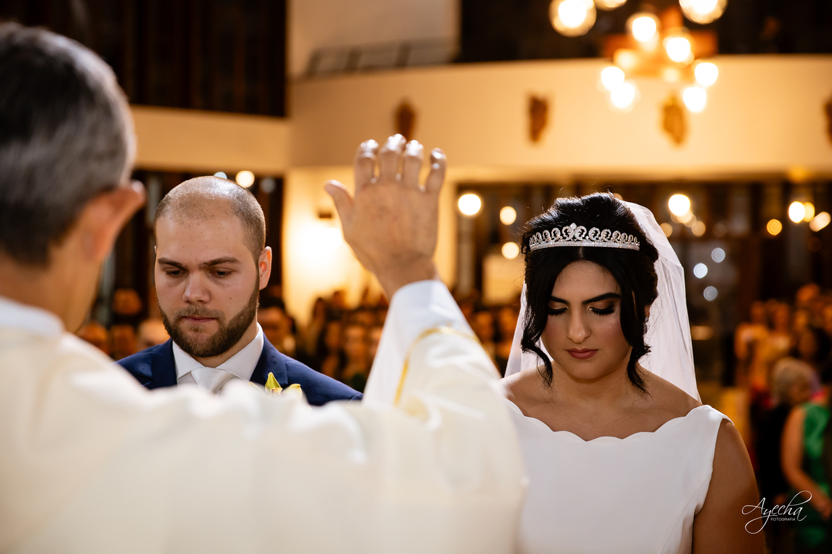 casamento clássico Curitiba, fotógrafo casamento luxo Curitiba, casamento Clube Curitibano, fotógrafa casamentos elegantes, cerimonial Ademir Rodrigues, fotos casamento sofisticado, fotógrafa Curitiba premium, casamento alto padrão Curitiba, noiva seda